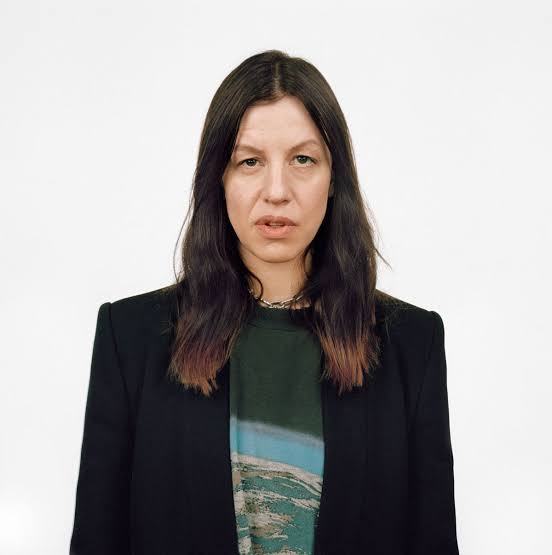 Anne Imhof – The Architecture of Apathy and the Commodification of the Disaffected Body