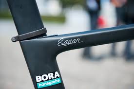 Peter sagan will be joining us on thursday afternoon to answer your questions. Gallery Peter Sagan S Special Edition Tour De France Specialized S Works Venge Cyclist
