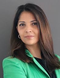 Jacinda James's Instagram, Twitter & Facebook