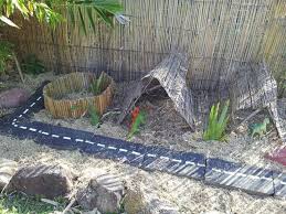 Dinosaur Caves In The Garden At A Family Day Care Jeux Exterieur Jardins Exterieur
