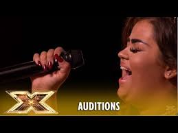 Simon Gives Scarlett Lee a HARD Time