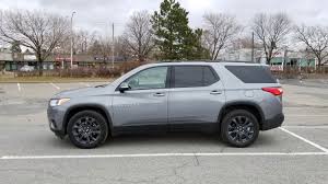 The traverse absorbs tilted freeway slabs, belgian blocks, and gravel road inputs with remarkable suppleness and negligible floating. 2020 Chevrolet Traverse Rs Interactive Review Gm Authority