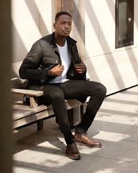 Discover our faux men's suede chelsea boots. Brown Leather Chelsea Boots With Black Jeans Outfits For Men 44 Ideas Outfits Lookastic