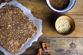 Le ricette con semi di lino più cucinate negli ultimi mesi sono state: Crackers Gluten Free Ai Semi Di Lino Lo Snack Da Concedersi Sempre