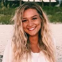 Alexis Schuster's Instagram, Twitter & Facebook