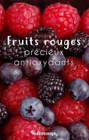 Framboises Cassis Myrtilles Les Vertus De Ces Fruits De Saison Riches En Antioxydants Sont Nombreuses On Decouvre Blueberry Food Fruit