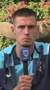 ☝️🎬 Nach einer kurzen #Winterpause hat sich Maiki Vom Babelsberg mit David  #Danko den nächsten Gast vor die #OneTake-Kamera geladen. 🪑🔥 👉 Wir  erfahren von unserem Mittelfeldmotor unter anderem was er sich