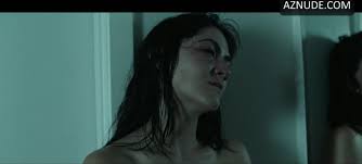 Isabelle Fuhrman, Dilone Sexy video in The Novice - UPSKIRT.TV