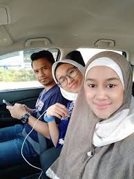 Di indonesia, diperkirakan terdapat sekitar 350.000 wanita dengan kanker payudara. Ibu Pergi Kerana Kanser Rahim Saya Pula Telah Setahun Detect Kanser Payudara Wanita Ini Cukup Cekal Kekal Positif Keluarga