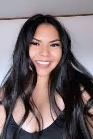 Katrina Elmore's Instagram, Twitter & Facebook