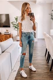 Fashion Jackson Wearing White Tshirt Levis 501 Skinny Ripped Jeans Veja Sneakers Dressy Casual Outfits Jeans Outfit Women Tshirt Outfits