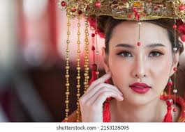 11,710 Asian Girl With Crown Images, Stock Photos, 3D objects, & Vectors