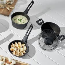 Adınıza düzenlenmiş faturalı, orijinal kutusunda ve ambalajında. Emsan Pinky Siyah 4 Parca Mini Tencere Seti Karaca