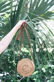 Tas rotan baru dengsn desing kreatif pemuda indonesia bisa melayani pesanan motif dan gambar.089517208181. 55 Sketsa Gambar Tas Selempang Terbaru Koleksi Gambar Sketsa Terlengkap