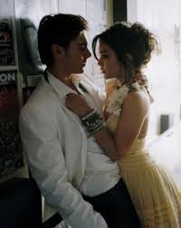 Pin By Kila On All Things Disney Zac Efron And Vanessa Zac Efron Vanessa Hudgens Zac And Vanessa