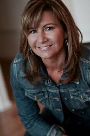 99 “Limit Breaking” Female Founders Share The Most Significant Lessons  Learned from Their Experiences