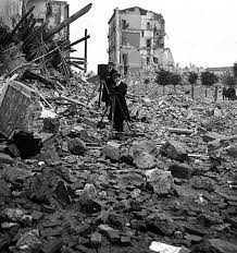 Il terremoto di messina e reggio calabria del 1908 generò una frana sottomarina che a sua volta innescò uno tsunami, con onde alte più di dieci metri autore articolo a cura di filomena fotia. Accadde Oggi 28 Dicembre 1908 2018 110 Anni Fa Il Catastrofico Terremoto Tsunami Di Messina E Reggio Calabria