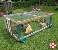 best 25 chicken pen ideas on pinterest chicken coops diy chicken coop and chicken houses diychickencooppla poulailler poulailler mobile elever des poulets