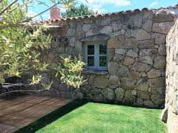 Bergerie Tout Confort En Corse Du Sud Porto Vecchio Proche Plage Santa Giuia Porto Vecchio En 2020 Locations Vacances Porto Vecchio Maison Corse