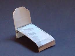 Ein knarrendes bett kann nachts auch im nebenzimmer gehört werden und so. Origami Geldscheine Und Bucher Gefaltet Und Entworfen Von Dominik Meissner Orime De