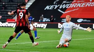 Elige tu equipo de la liga inglesa favorito y realiza increíbles paradas. Liga Inglesa Leicester Goleado Pelo Bournemouth