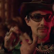 GIF PACK OF JOLLY THE PIMP I absolutely love Ethan Hawke as Jolly The Pimp  in the movie Valerian and the City of a Thousand...