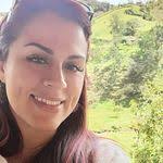 Glorybee Perez's Instagram, Twitter & Facebook