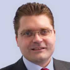 Capital One brings bigger crowbar to your wallet as it launches national  RIA with its signature intensity