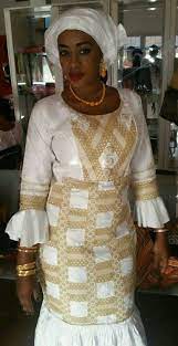 Voir plus d'idées sur le thème model bazin femme, mode africaine. Mali Fashion Bazin Brode Malifashion Bazin Mode Africaine Robe Africaine Tendance Mode Africaine Robe Longue