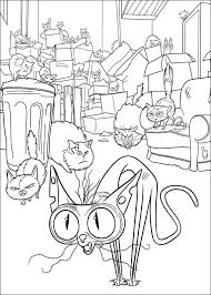Max in front the door. Colouring The Secret Life Of Pets 27