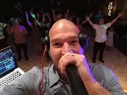 Cheap English DJ Aaron Ayers