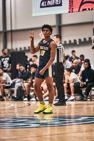 The official 2021 football roster for the university of louisville cardinals Kentucky Basketball Recruiting Notes As 2020 Targets Narrow Lexington Herald Leader