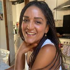 If anyone out there is considering buying some AirPods I've got some for  sale, they came with an iPad but I don't like the fit at all personally. I  did try and