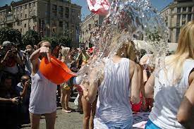 12 отметок «нравится», 3 комментариев — study in poland thinknew (@studyinpolandthinknew) в instagram: What Is Poland S Wet Monday Everything You Need To Know About Smigus Dyngus
