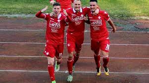 Since the start of 07.03.2021 on the account of piacenza calcio there is a total of 10 matches played with 5 wins, 2 ties and 3 losses. Piacenza Un Album Di Figurine Per Celebrare Il Centenario Piacenzasera It
