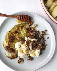 Baked Pear With Coconut Yogurt Honey Rachael S Good Eats Recipe Baked Pears Breakfast Dessert Sweet Snacks