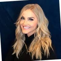 Michelle Luke's Instagram, Twitter & Facebook