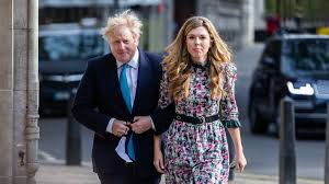 Check spelling or type a new query. Primeiro Ministro Britanico Boris Johnson E Sua Esposa Carrie Esperam Segundo Filho