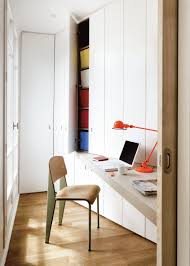 20 Exemples Pour Reussir L Amenagement De Son Petit Bureau Petit Bureau Bureau Angle Coin Bureau