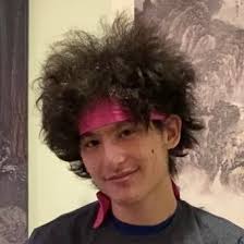 Aidan York (@AidanJYork)