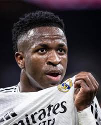 🚨 Vinicius vle rete nan Real Madrid.🇧🇷✍️ Li dil santil ere, li dil  santil enpòtan el di pa gen dout ke meyè kote poul make istwa e goumen pou  tout tit posib