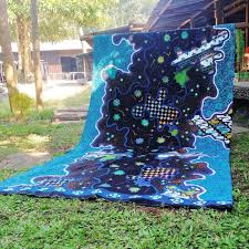 Model gamis batik hijau kombinasi polos fashion, dresses, sequin | desain baju gamis batik kombinasi polos hija. Taufik Mahasiswa Isi Ciptakan Desain Batik Korona Mandirikan Desa Sejahterakan Rakyat