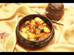 Recette Coreenne Gamja Gochujang Jjigae Carnet Coreen En 2020 Alimentation Pate De Piment Cuisine Coreenne