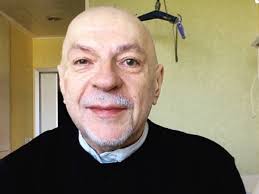 Salvato dalla signora delle pulizie". Mauro Coruzzi e il dramma per il  nuovo ictus