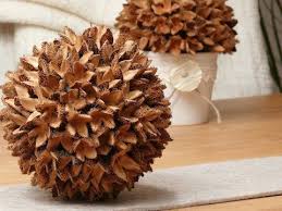 Dekoelement Dekokugeln Aus Bucheckern Diy Herbstdeko Bastelnmitkastanienkinder Dekoelemen Herbstdeko Basteln Naturmaterialien Herbst Dekor Diy Dekokugeln