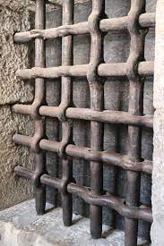 Cevaplar açık tutmak için birkaç sayfaya bölünmüştür. Kapi Pencere Takilan Suslu Demir