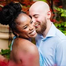 Ashley Graves and Thomas Hamlin III's Wedding Registry