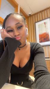 Photo posted by Azzie Shae (@shaeazzie)