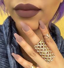 Shop for matte nail paints in various colours for defining your nails on myntra ✯ top brands. 50 Matte Nail Polish Ideas Cuded Haare Und Nagel Nagel Nagelideen