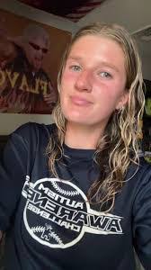 Kaylin Hart's Instagram, Twitter & Facebook